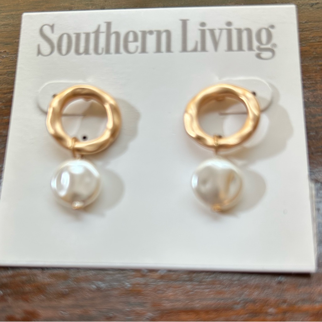 Southern Living Gold Hoop Earrings With Round Flat Pearl Drops New On Card